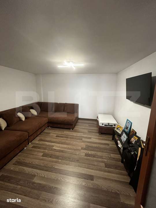 Casa de vanzare, 3 camere, teren 211 mp--Colosseum - Imagine principală: 2/17