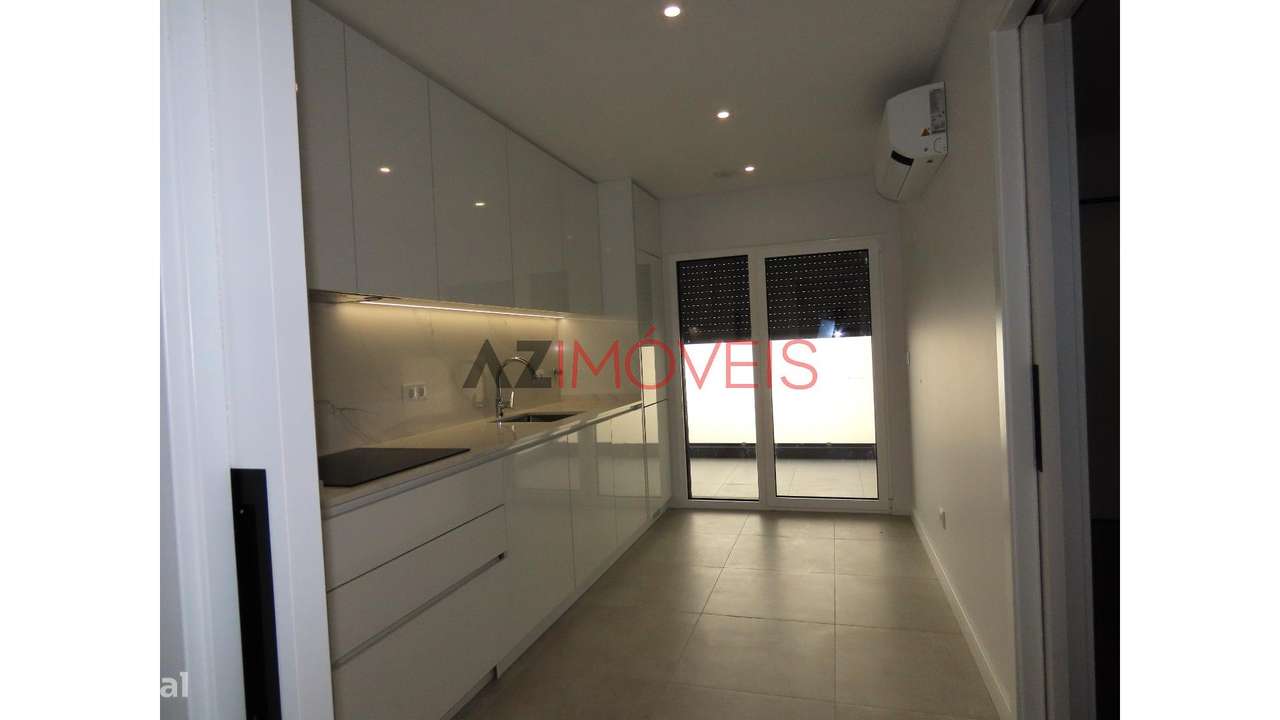 MORADIA NOVA  T3 NO CENTRO DE LEIRIA-6