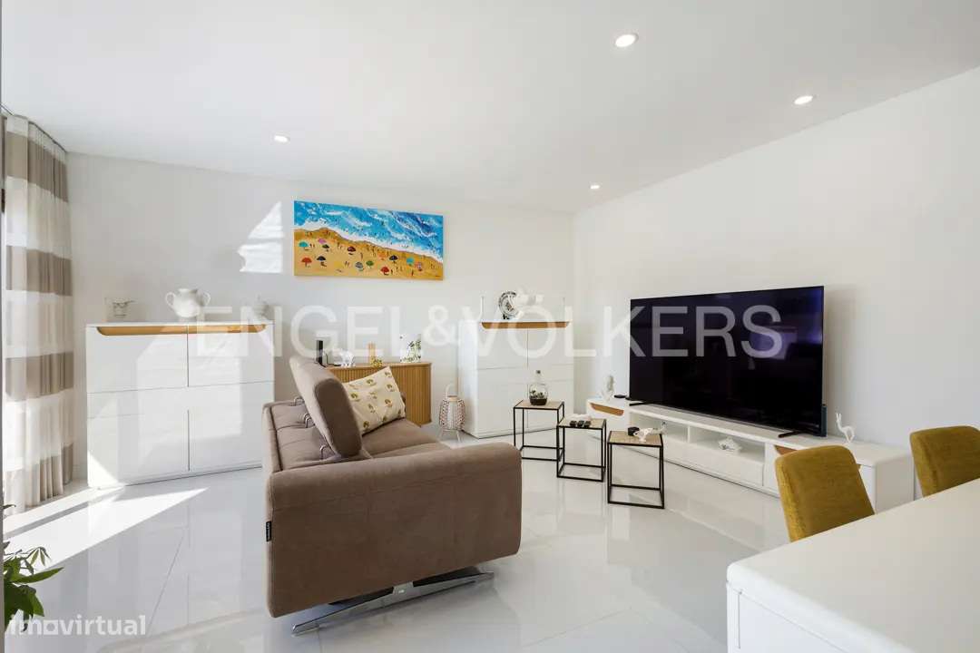 Moderna moradia em banda V3 com piscina privada-5