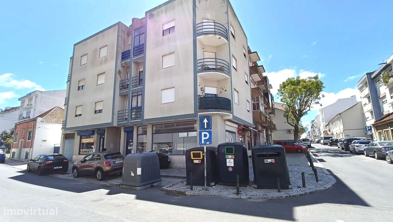 T3 com Arrecadação e Terraço, Pronto a habitar-29
