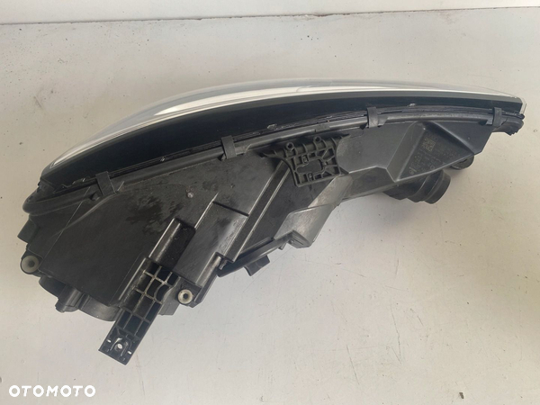 Audi A4 B9 lampa Bi xenon lewa przód 8W0941005 - 3