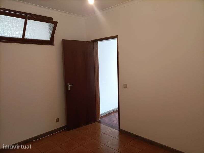 Moradia para venda - Grande imagem: 4/12