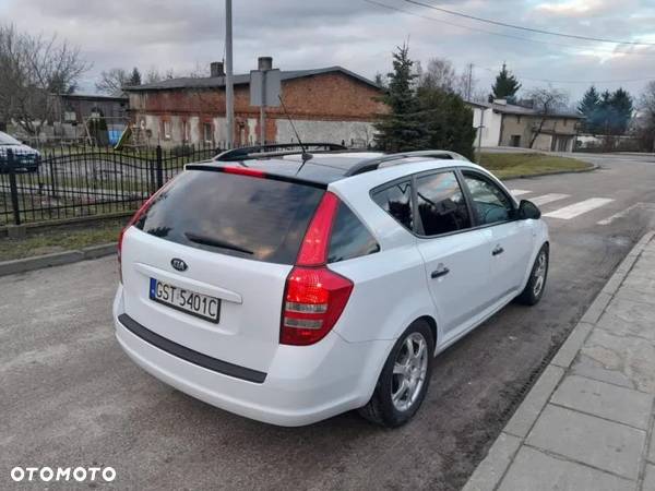 Kia Ceed 1.4 CVVT SW LX - 6