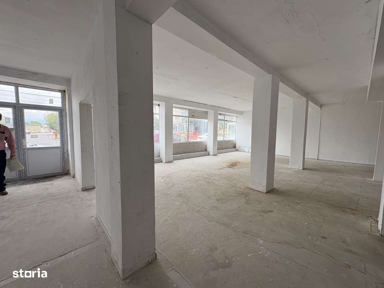 Spatiu comercial ,str Cazaban , vizavi de Mega Image - Imagine principală: 4/9