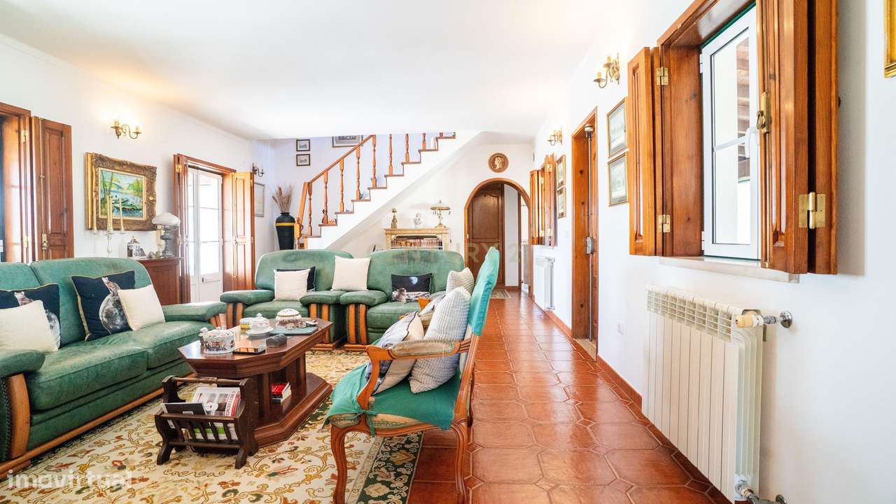 Moradia T4 Isolada com 308 m2 de construção, Jardim, com 4270 m² de Te - Grande imagem: 5/60