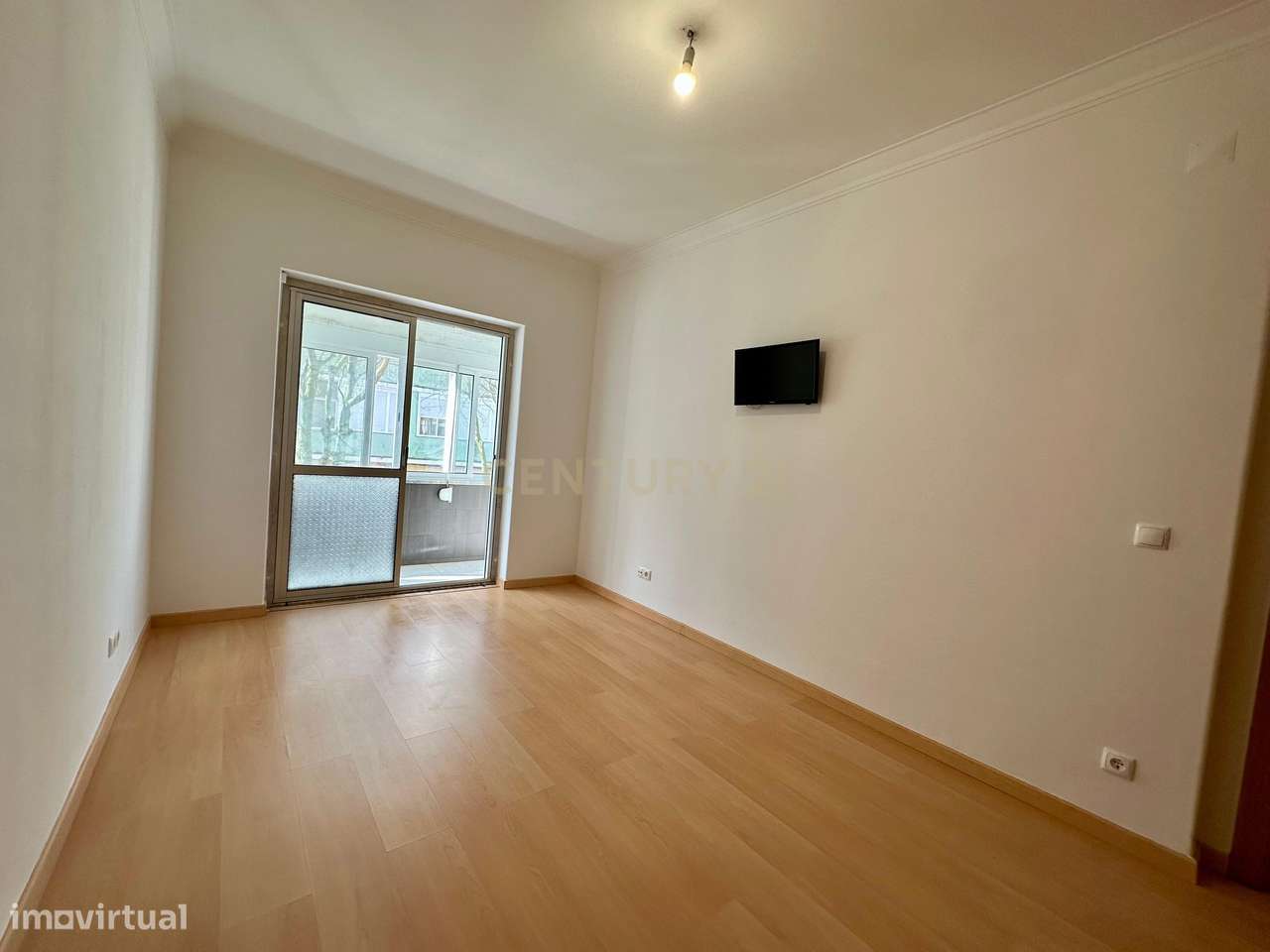 Apartamento T2 Almada - Grande imagem: 2/17