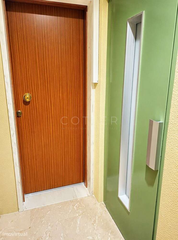 Apartamento T2 Remodelado em Oeiras-36