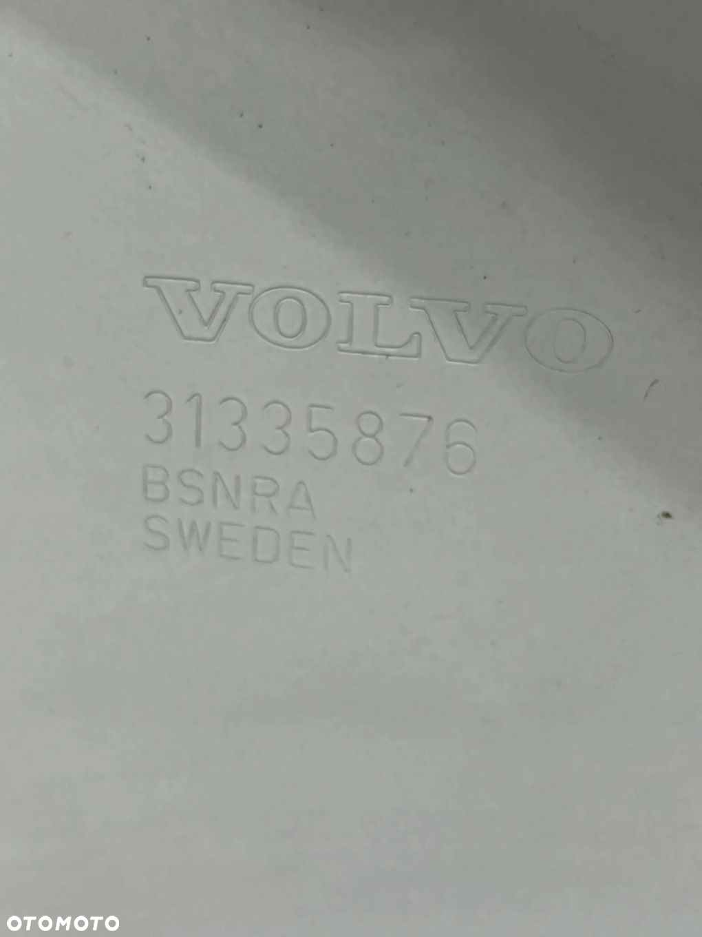 Volvo XC60 I Lift Maska - 11