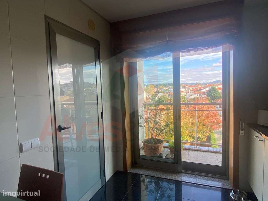 Fantástico Apartamento T2+1 em Condominio Fechado - Frente ao Maia ...-14