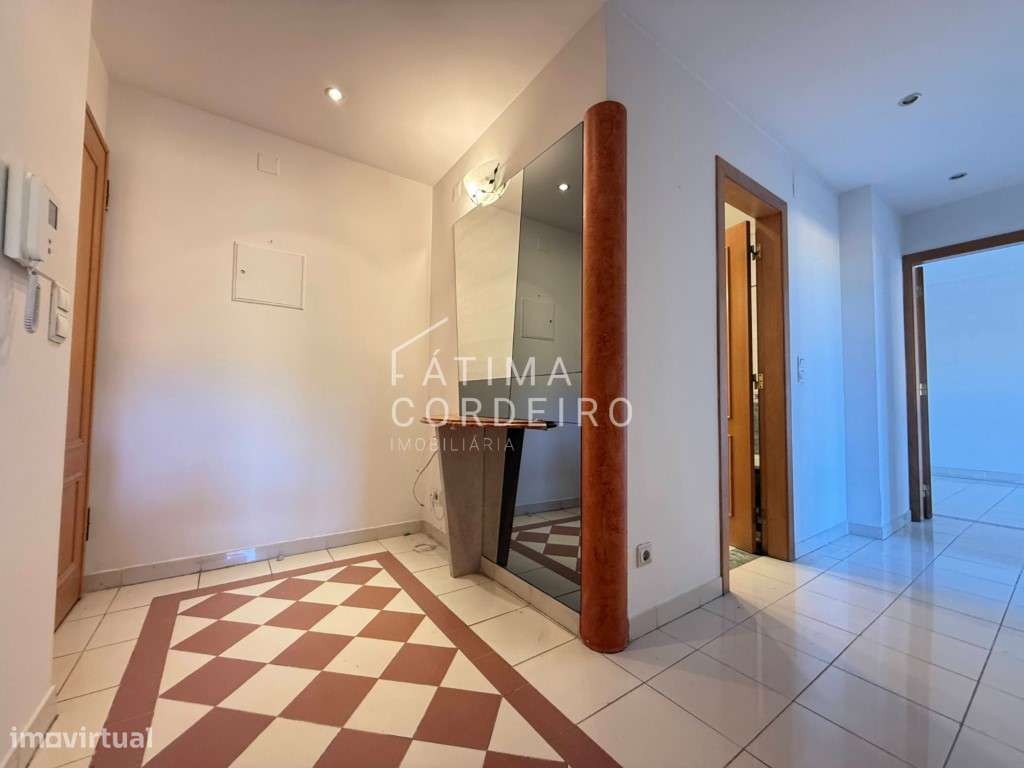 T3 inserido em prédio com 2 elevadores e duas entradas Feijó-7