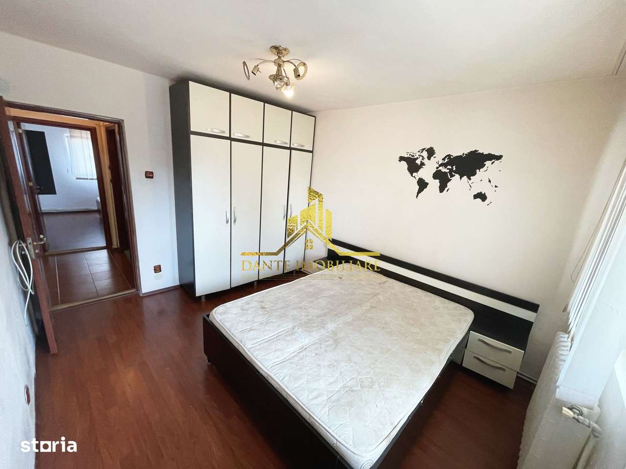 3 camere, decomandat, LA CHEIE, balcon, Semicentral, Piata Marasti-1