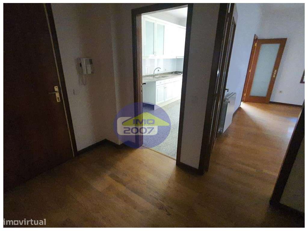 Apartamento T3 em Vilar de Andorinho - Grande imagem: 5/9