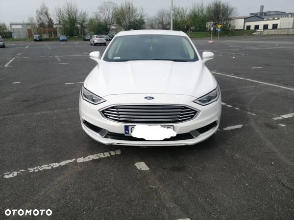 Ford Fusion - 8