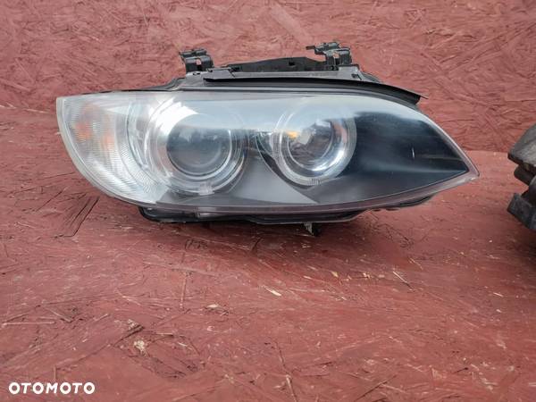 BMW E92 / E93 ORYGINALNY KOMPLET LAMP XENON PRZÓD (LEWA + PRAWA). O NR: 7 182 509 / 7 182 508 OEM. W BARDZO DOBRYM SANIE EUROPA - 5