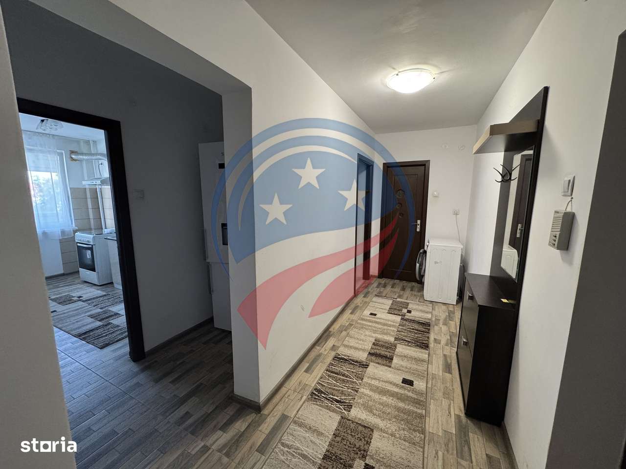 Apartament decomandat, ultracentral – etaj 2, mobilat și utilat comple - Imagine principală: 5/14