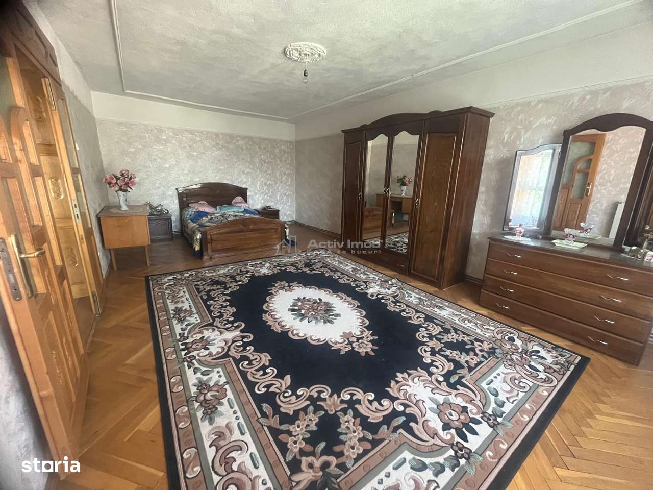 Caransebes, Casa P+E, Teren 1000 Mp - Imagine principală: 5/20