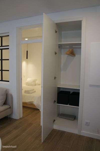Apartamento T1+1,  totalmente renovado e mobilado no Príncipe Real. - Grande imagem: 4/12