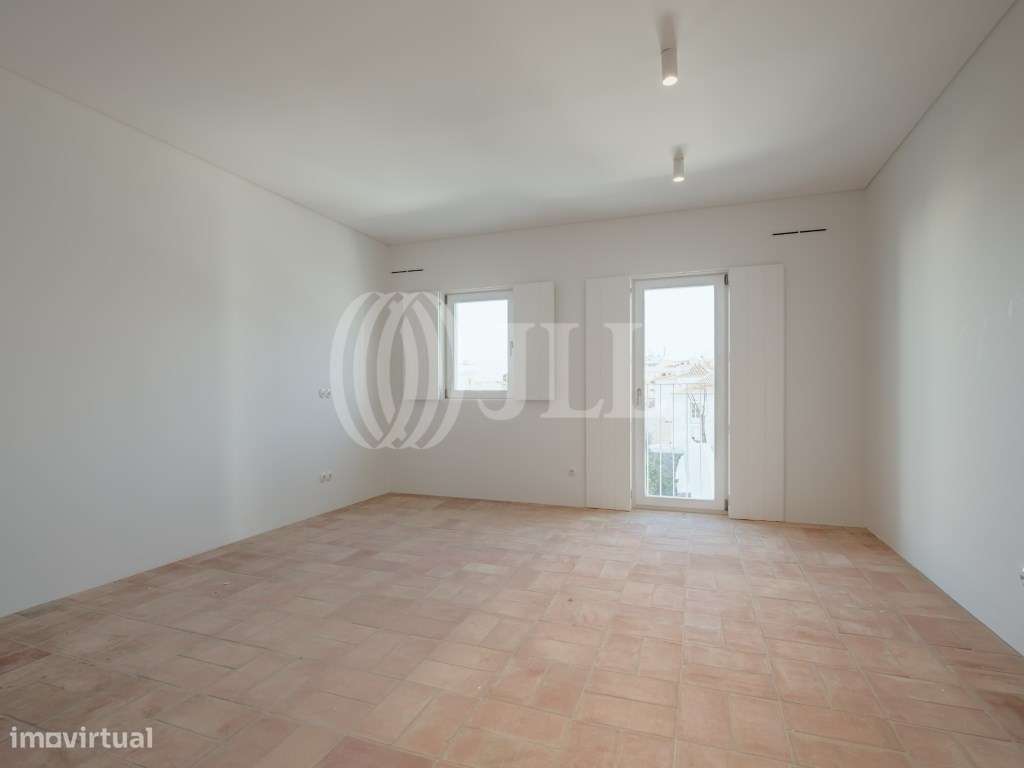 Moradia T3 com piscina em Tavira Algarve-12