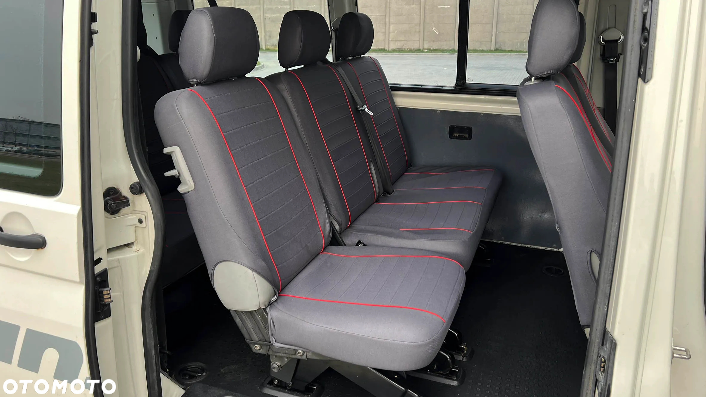 Volkswagen Transporter Caravelle Kurz Comfortline - 27