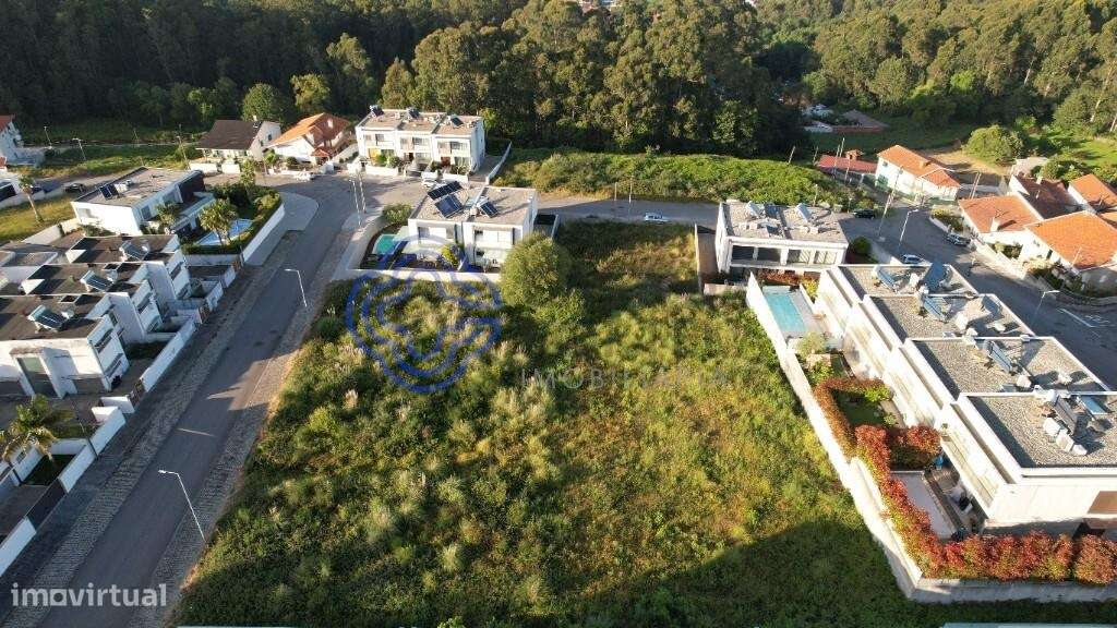 Lote na Vergada para construção de moradia - Próximo das auto estradas - Grande imagem: 4/29