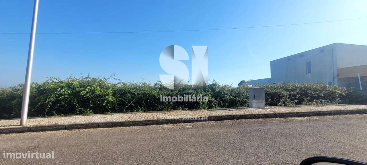 Terreno com viabilidade construção - Grande imagem: 5/12