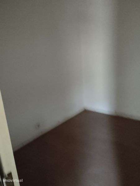 vendo casa  A-DA-Gorda con terreno para restaurar - Grande imagem: 4/8