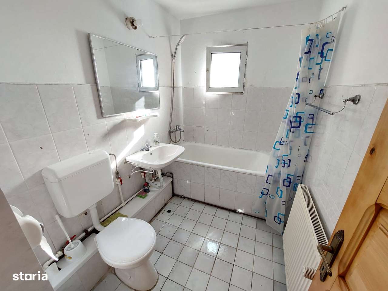 COMISION 0 Ap. 3 camere, decomandat, 75,5 mp. utili, Et.3, Central-6