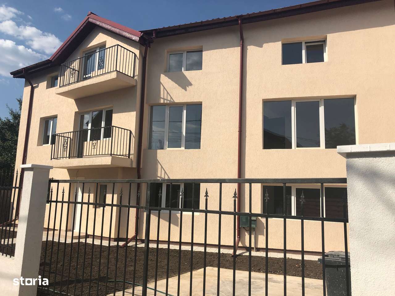 Casa deosebita P+1+M situata la doar 500m fata de metrou-4
