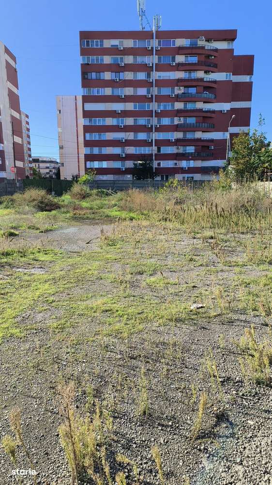 Teren de vanzare - Imagine principală: 4/8