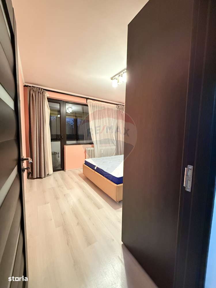 Apartament 2 camere cu loc de parcare de închiriat în zona Brancoveanu - Imagine principală: 5/13