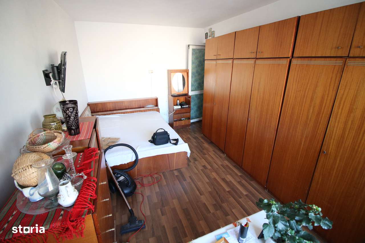 Ap. 1camera Micro 20, bloc mixt, centrala termica-7