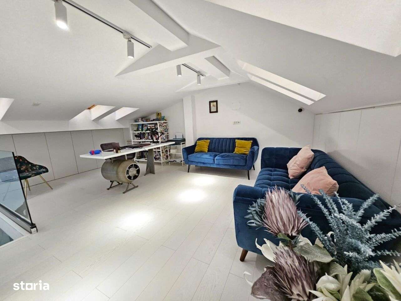 VILA INSIRUITA CHIRIE- PIPERA-MATEI MILLO! - Imagine principală: 4/14