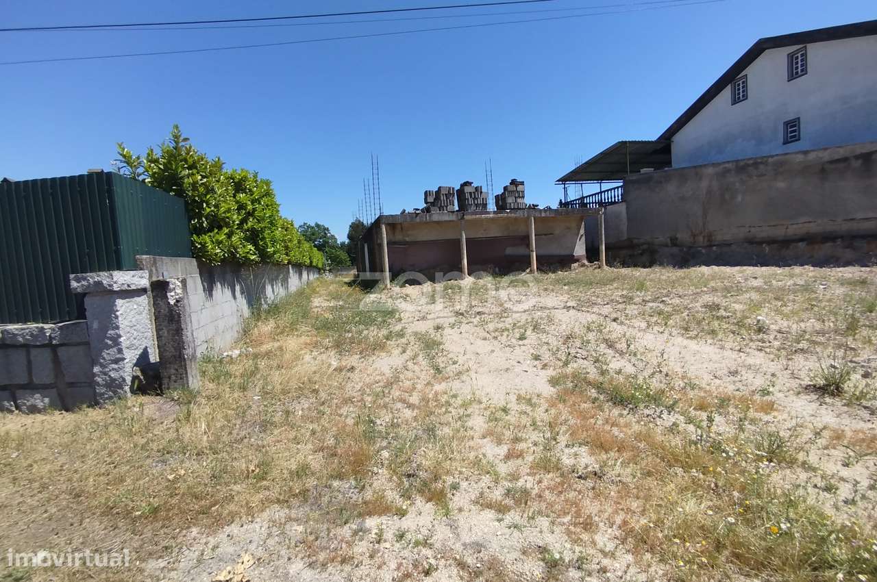 Lote de 2.000m² (bastante generoso para vários projetos) - Constru... - Grande imagem: 4/32