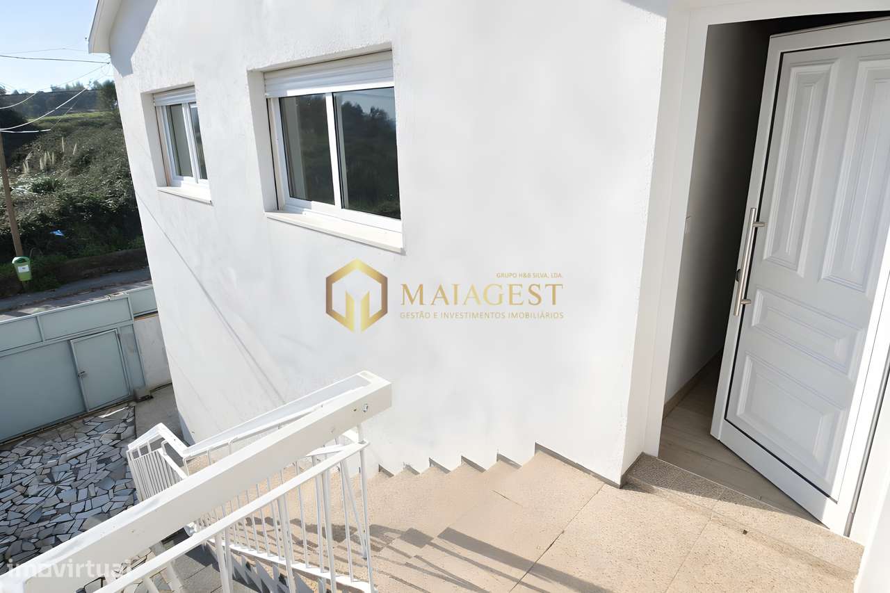 Andar Moradia T3 Renovado com 2 Garagens em São Cosme - Grande imagem: 5/33