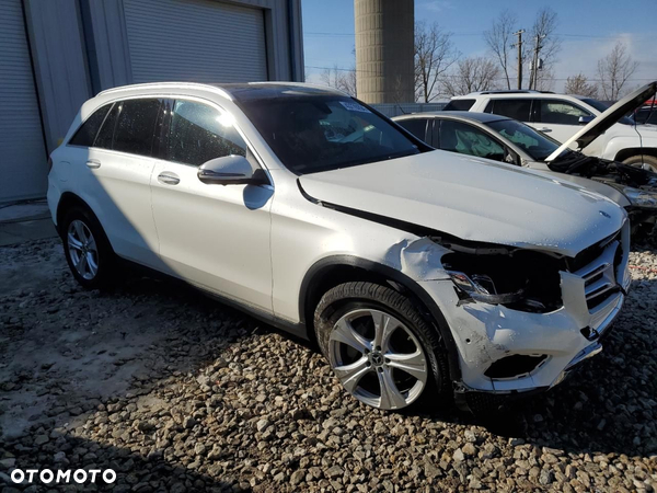 Mercedes-Benz GLC - 5