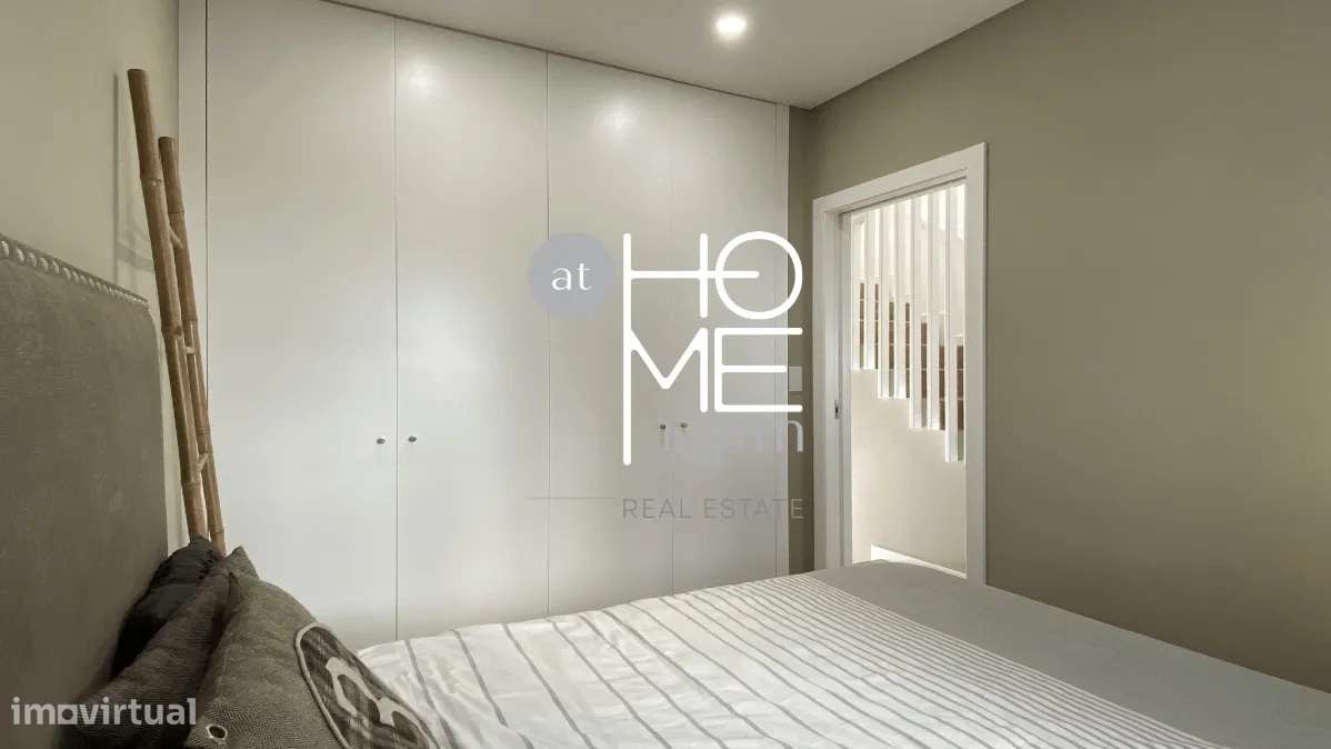 Caramão da Ajuda | Moradia T3 geminada única | Com garagem e terraço-24