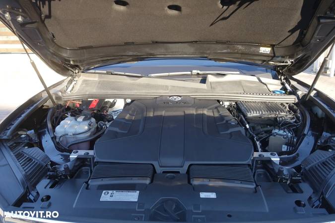 Volkswagen Touareg 3.0 V6 TDI 4Motion DPF Automatik Atmosphere - 38