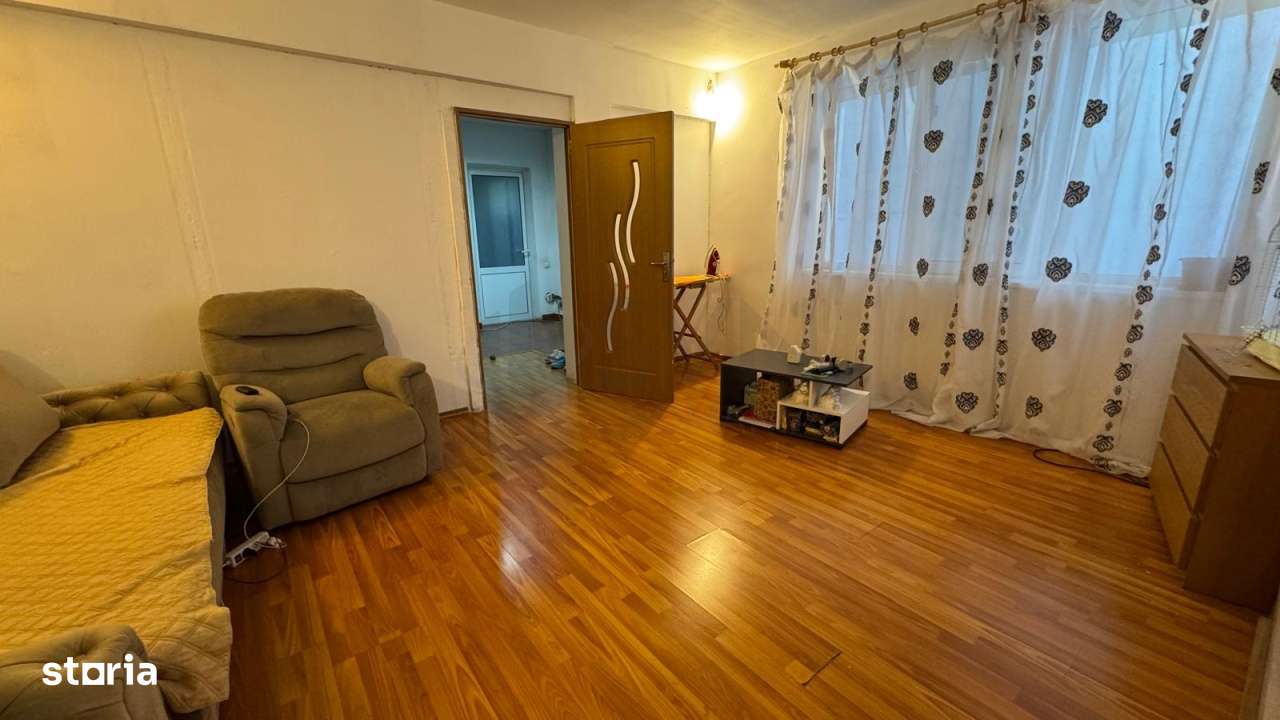 Proprietate Stradala cu Spatiu Comercial  Pretabila Business - Imagine principală: 3/11