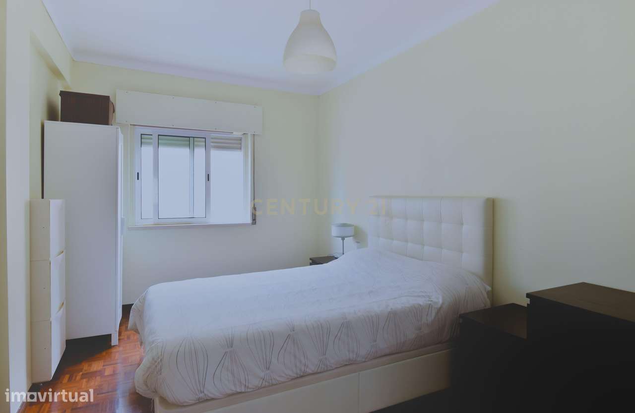 APARTAMENTO T1 - RINCHOA, RIO DE MOURO-9