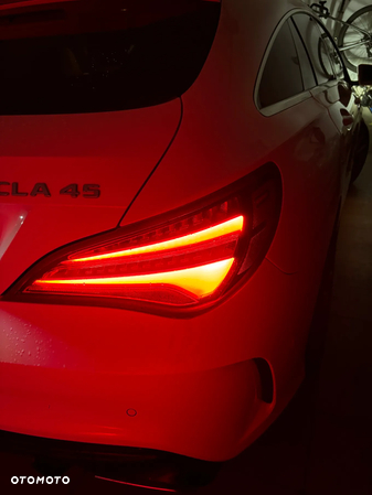 Mercedes-Benz CLA AMG 45 4-Matic - 11