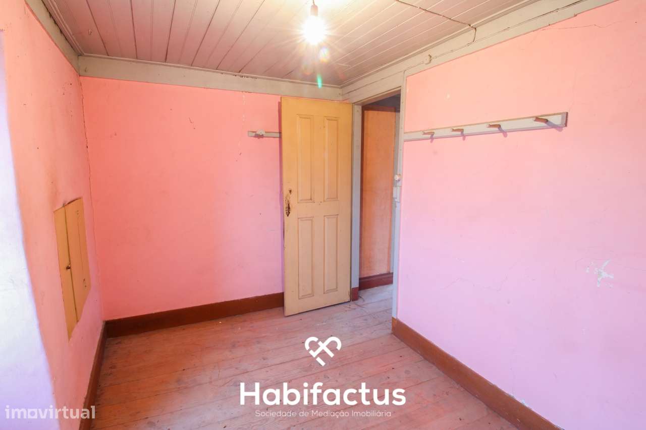Duas Moradias para Remodelação em Coelhoso, Tondela-11