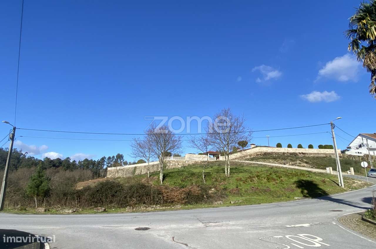 Terreno rústico urbanizável para venda em Regadas, Fafe - Grande imagem: 4/17