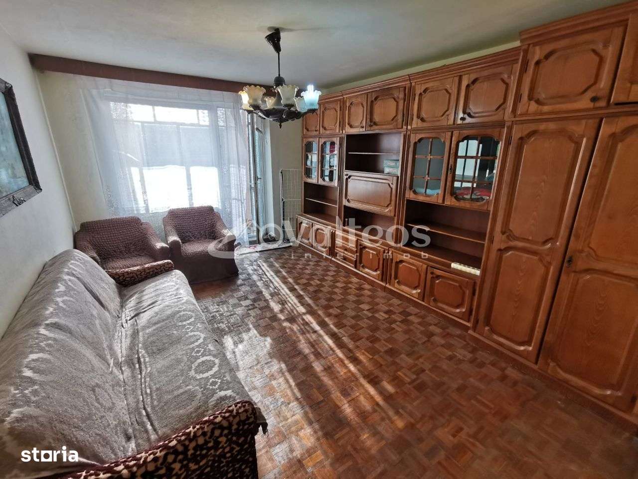 Reșița, apartament 4 camere (2X2), 120 mp, etaj 2, zona Universitate-0