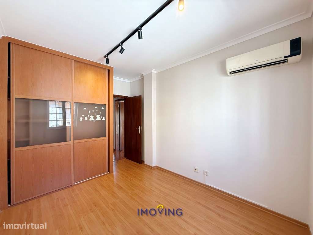 Moradia T3+1 em Vila Nogueira de Azeitão-26