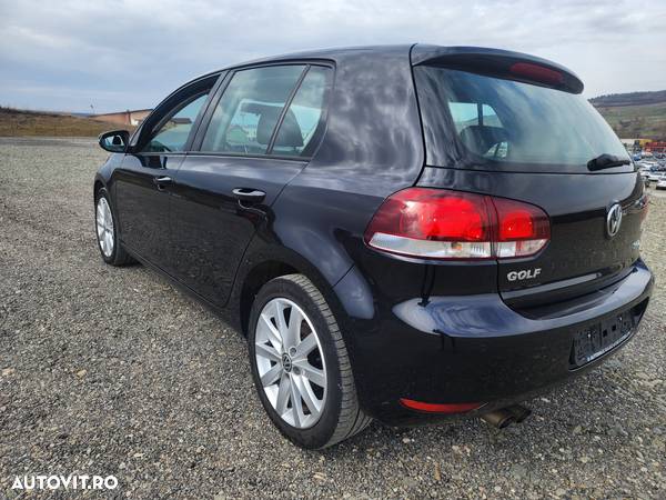 Volkswagen Golf 2.0 TDI DPF DSG Highline - 2