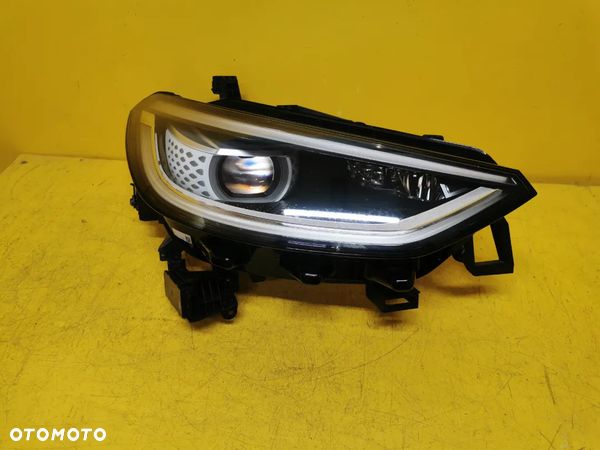 VW ID3 IQ LAMPA PRAWA FULL LED 10B941036A - 1