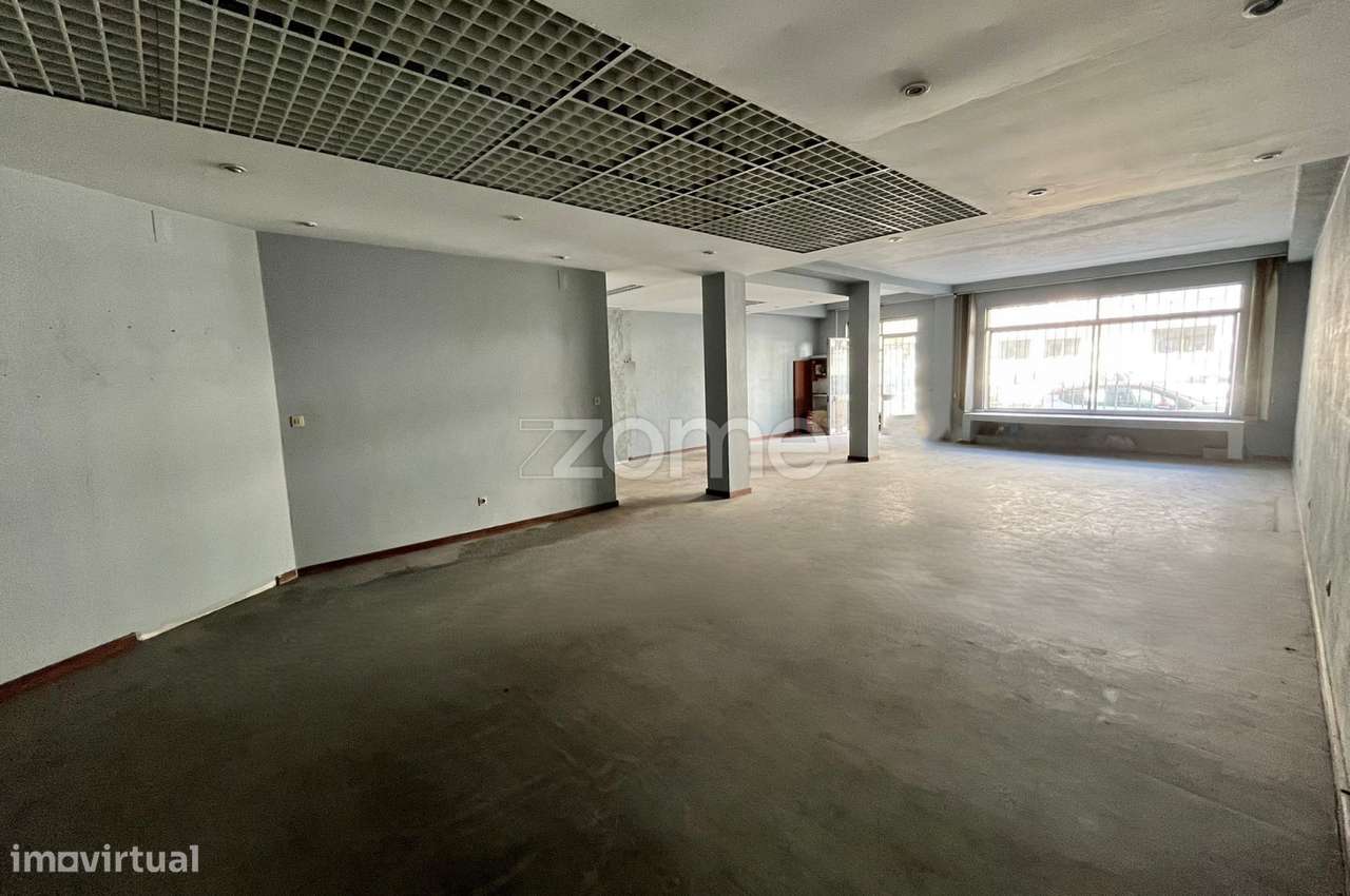 Loja Comercial para Arrendar em Zona Nobre de Viseu – Praça do Goa - Grande imagem: 4/15