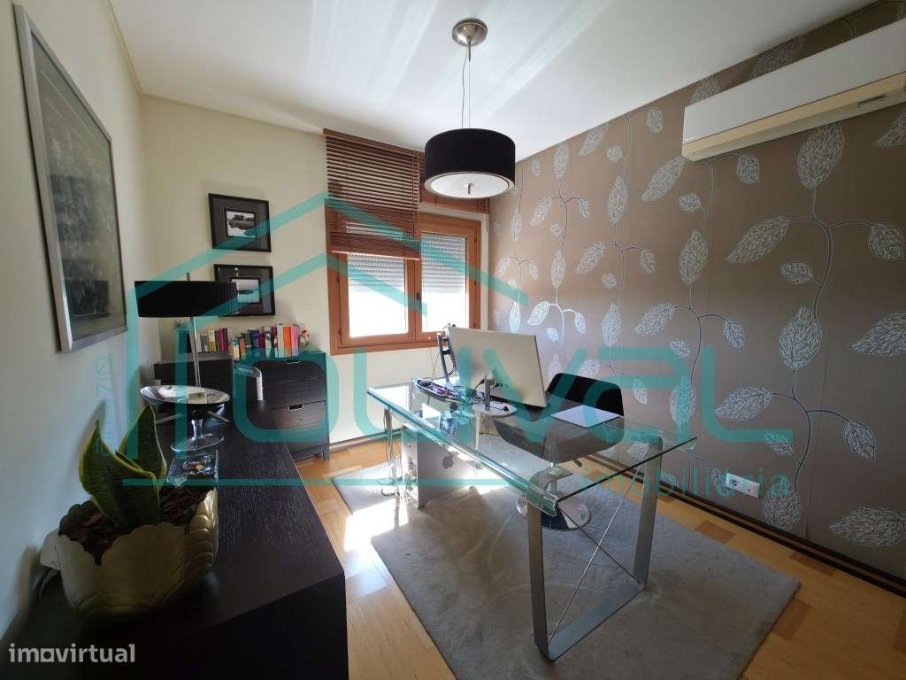 Magnífico T3 com BOX e arrecadação, em Vila Franca de Xira-14