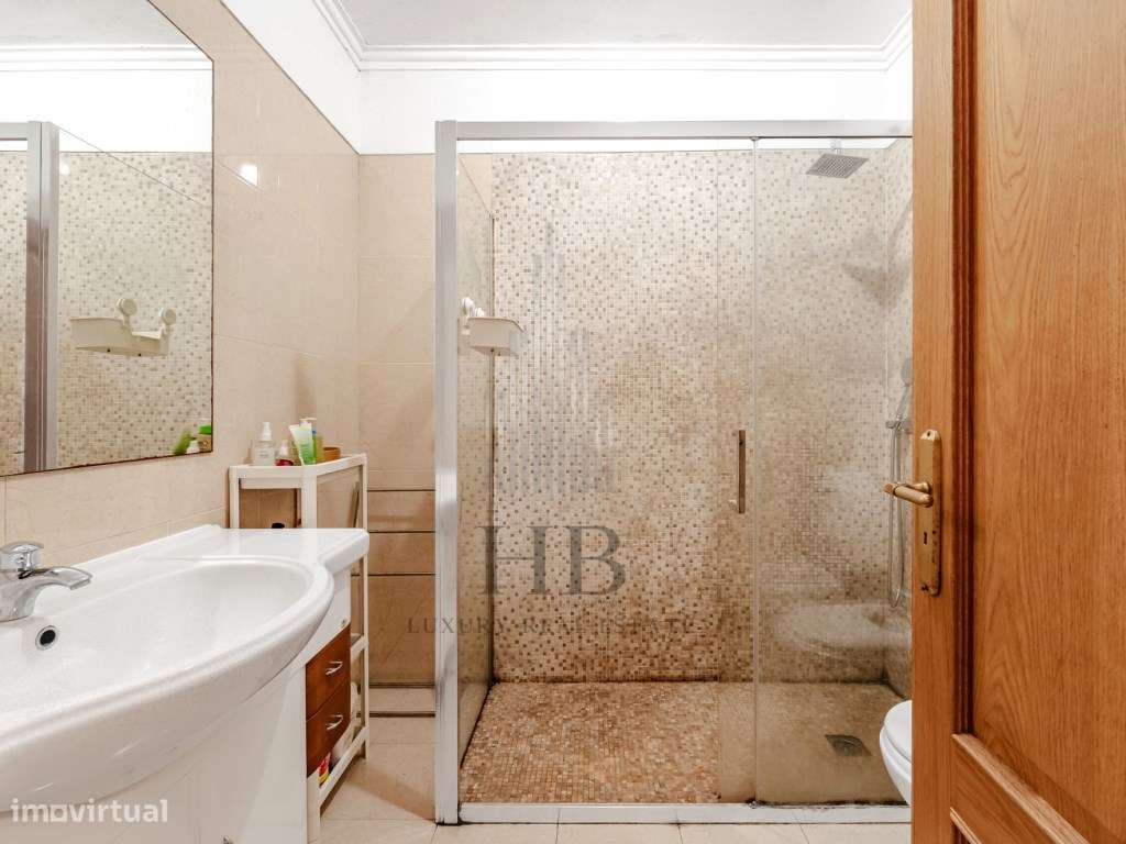 Apartamento T4 em Condomínio Privado com Piscina | Alcabideche | Ca...-34