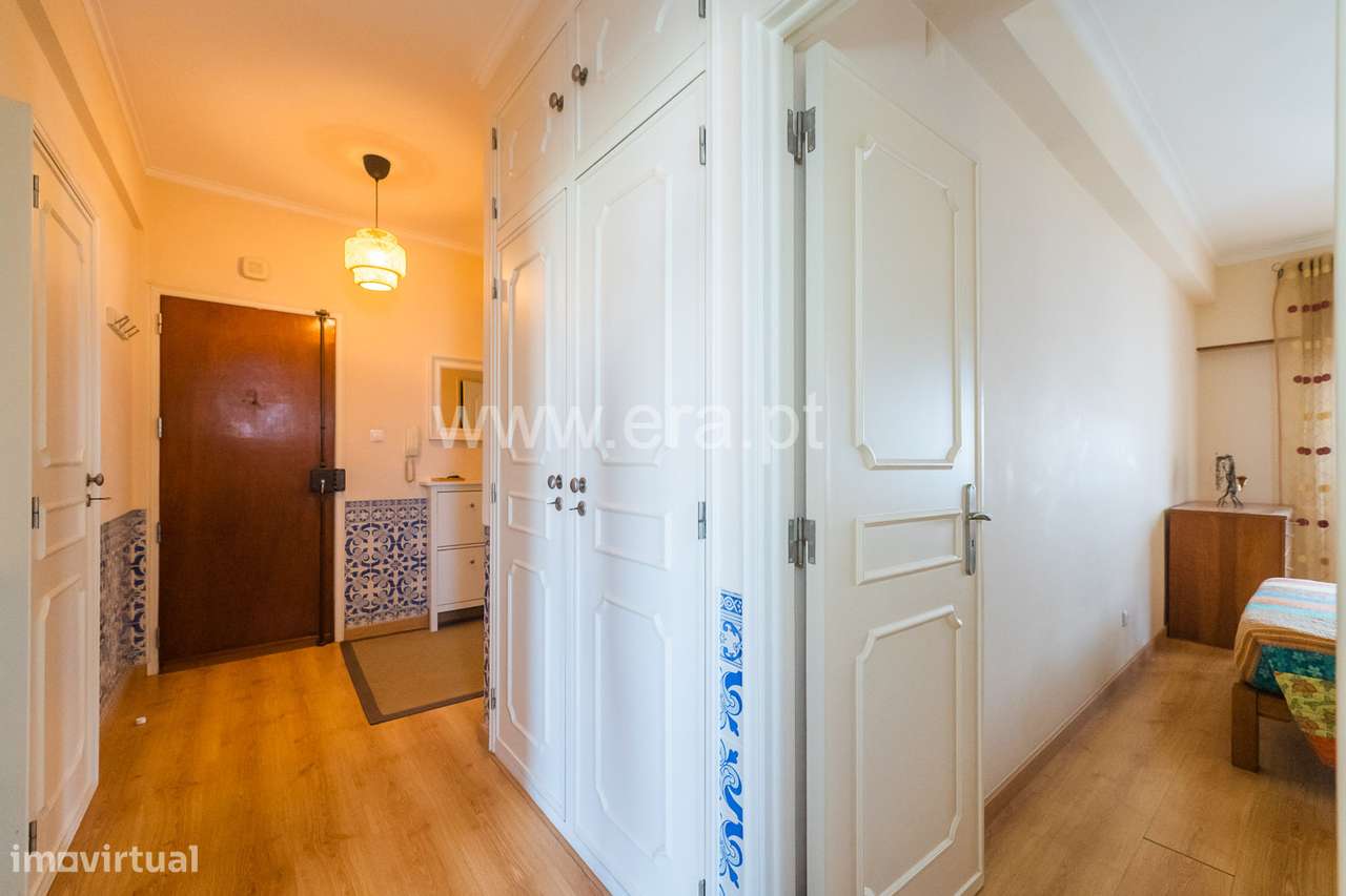 Apartamento T2 com 77 m perto do Metro-14